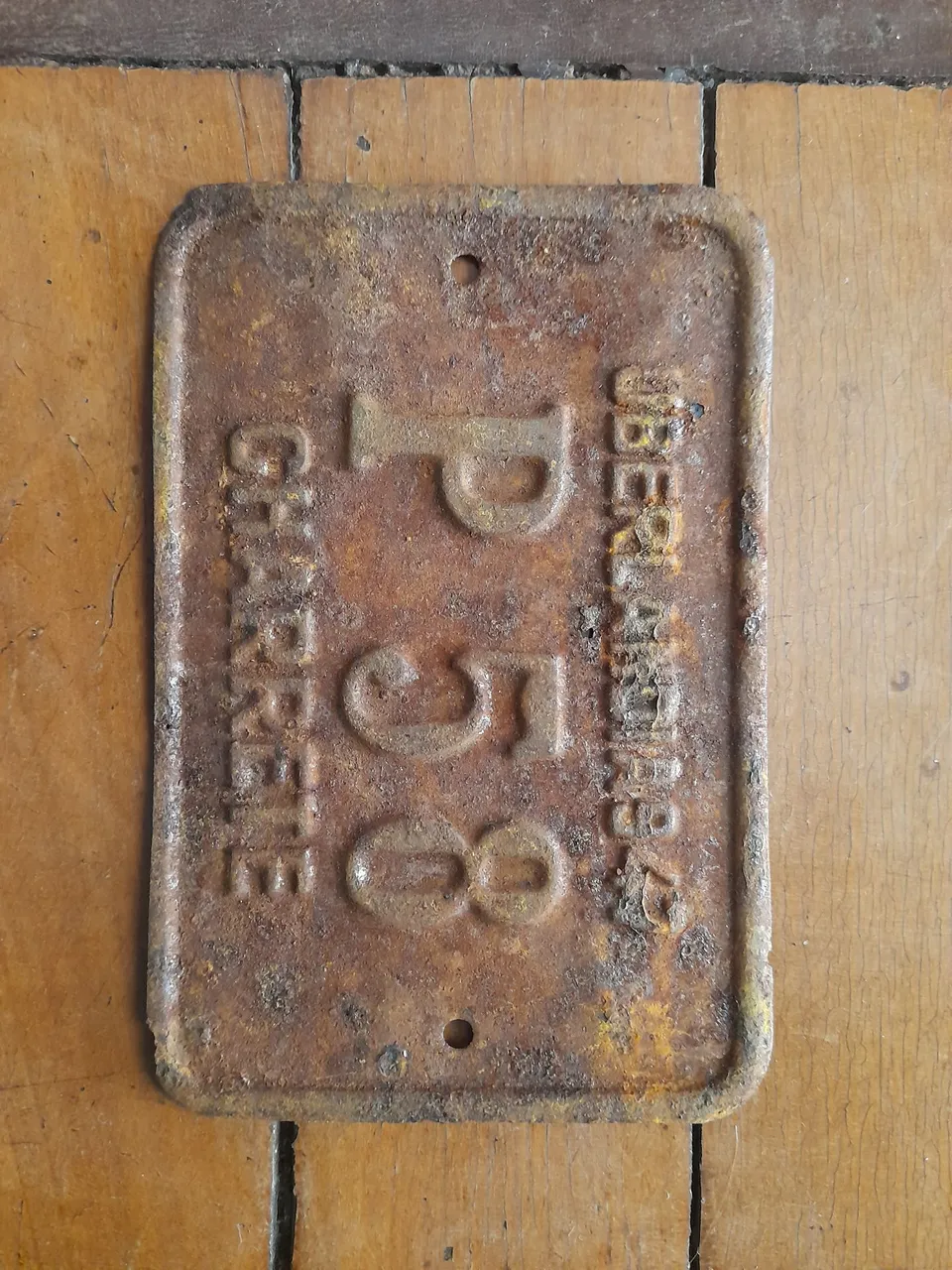 Placa Antiga de Charrete - Uberlândia 1947 - Peça de Colecionador