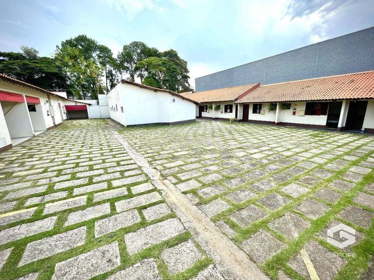 Hotel com 25 dormitórios à venda, 500 m² por R$ 2.000.000,00 - Chácaras Reunidas - São Jos - Foto 3