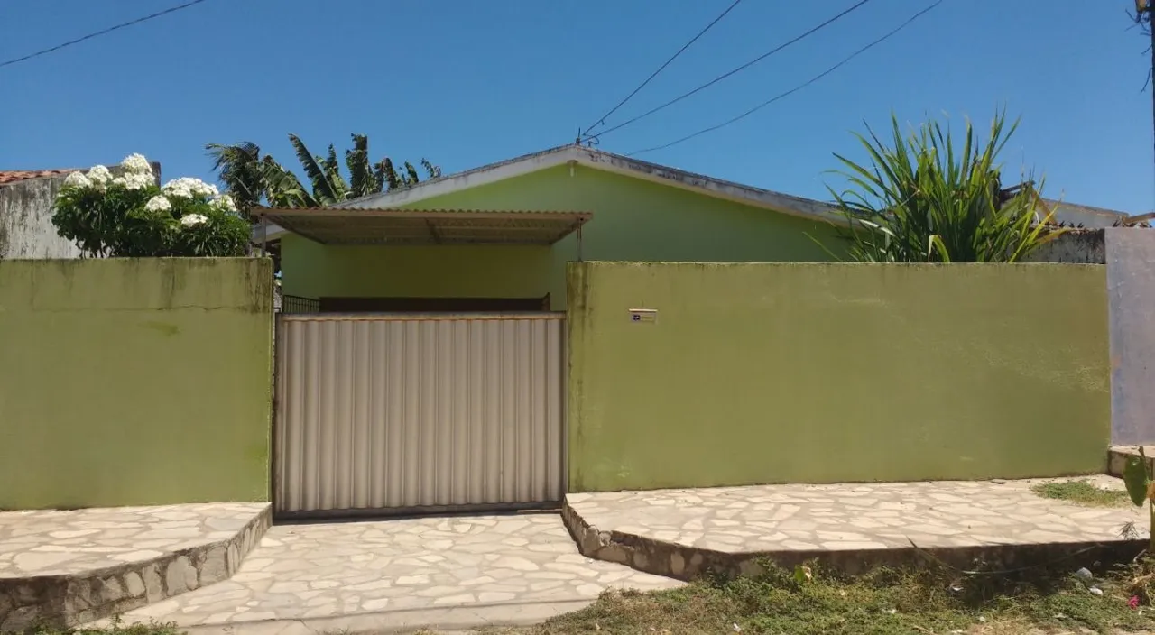 Ampla casa no valentina com 3/4 sendo 2 suites