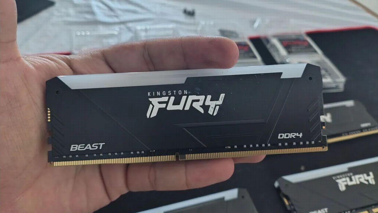32GB 4x8  Fury Beast RGB 3200Mhz  - Foto 2