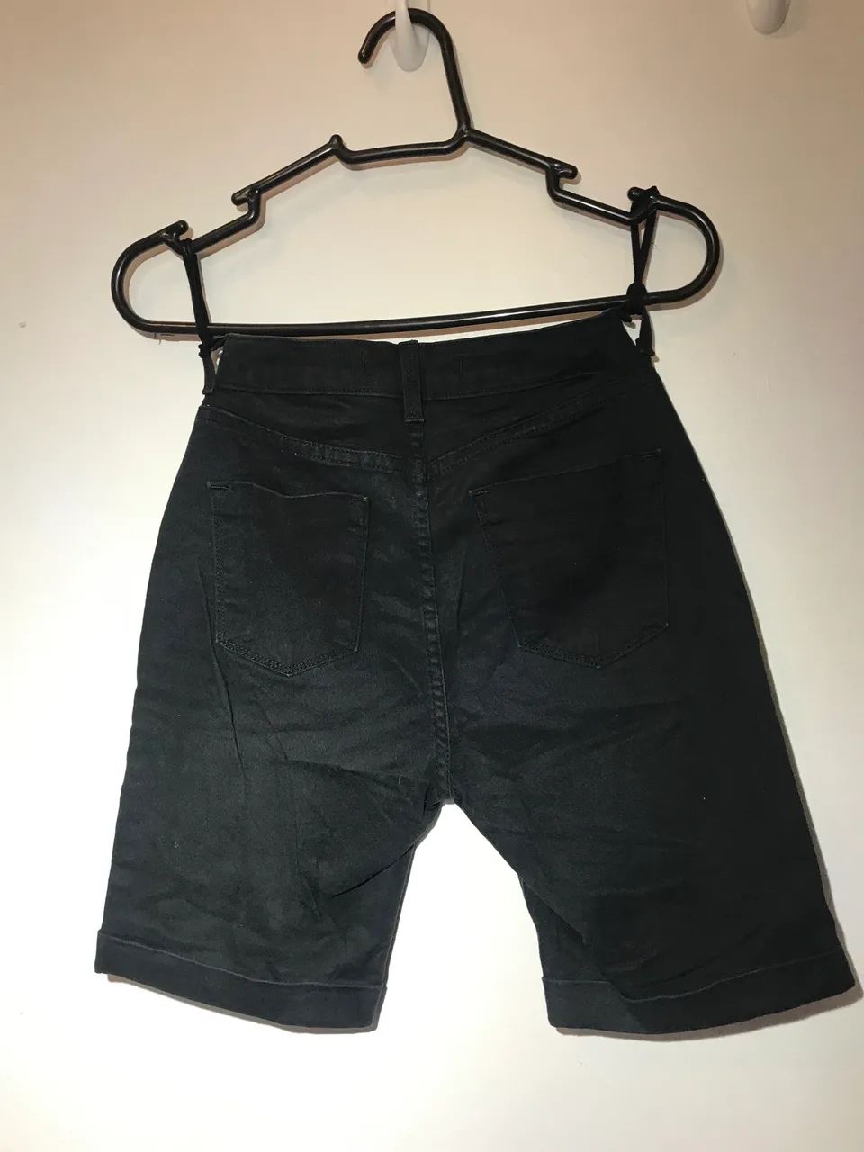 bermuda preta jeans - Foto 3