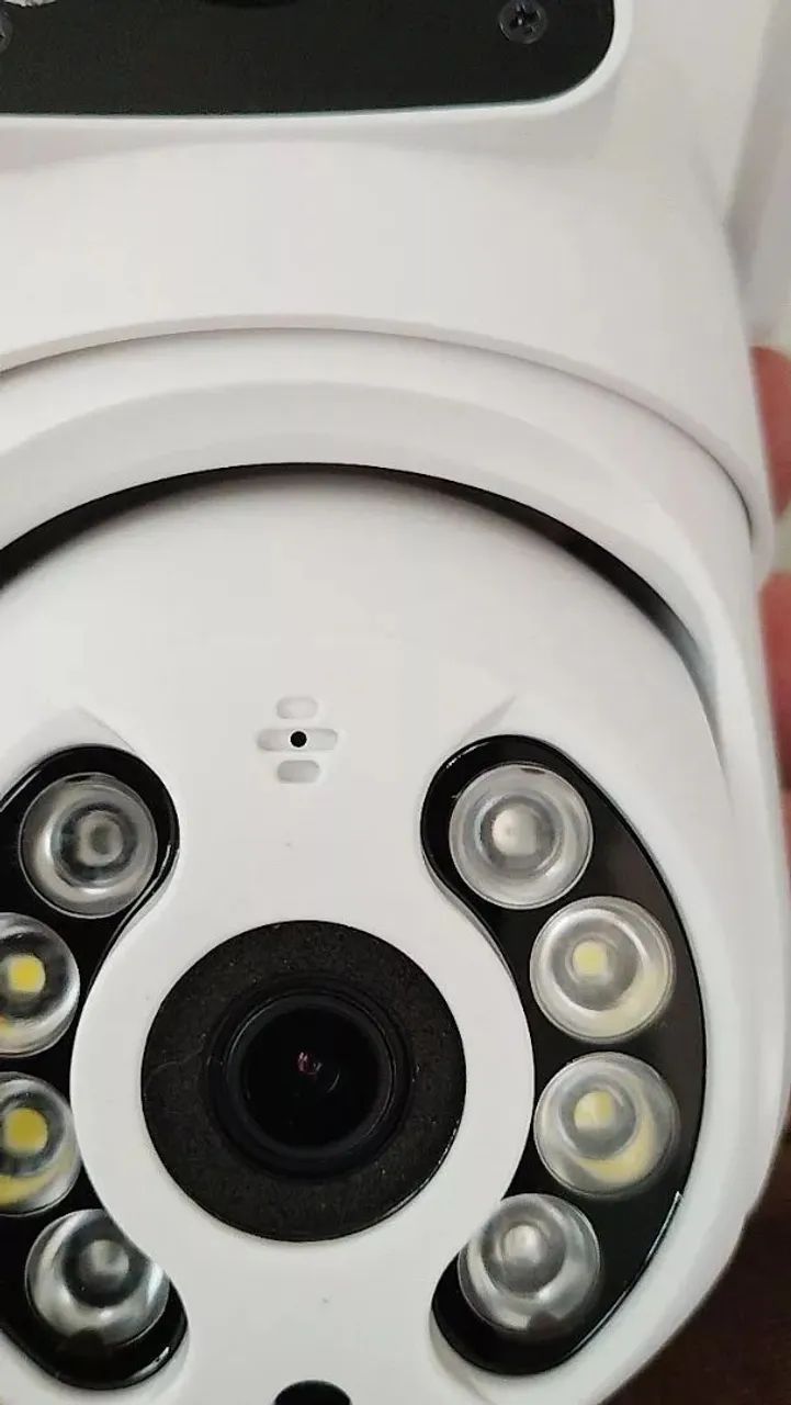 Câmera de Segurança 720p com Visão Noturna