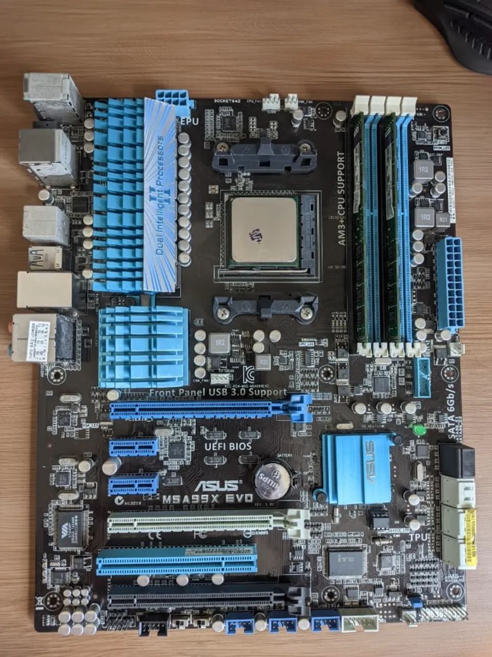 Placa mãe ASUS M5A 99EVO R02 - Defeito não reconhece CPU - Foto 2