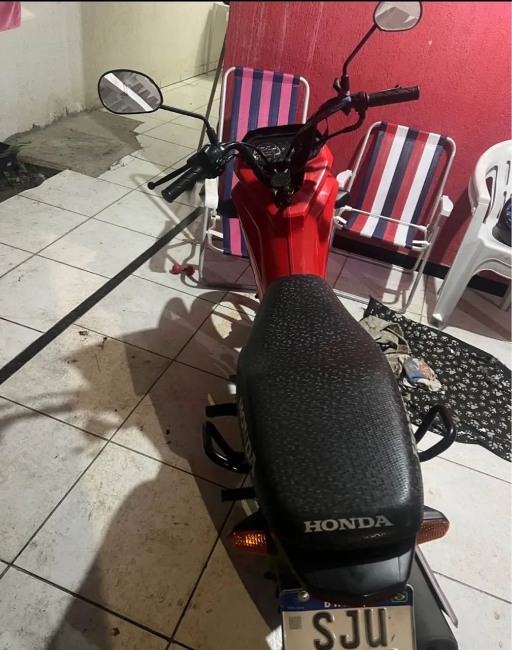Vendo moto pop100