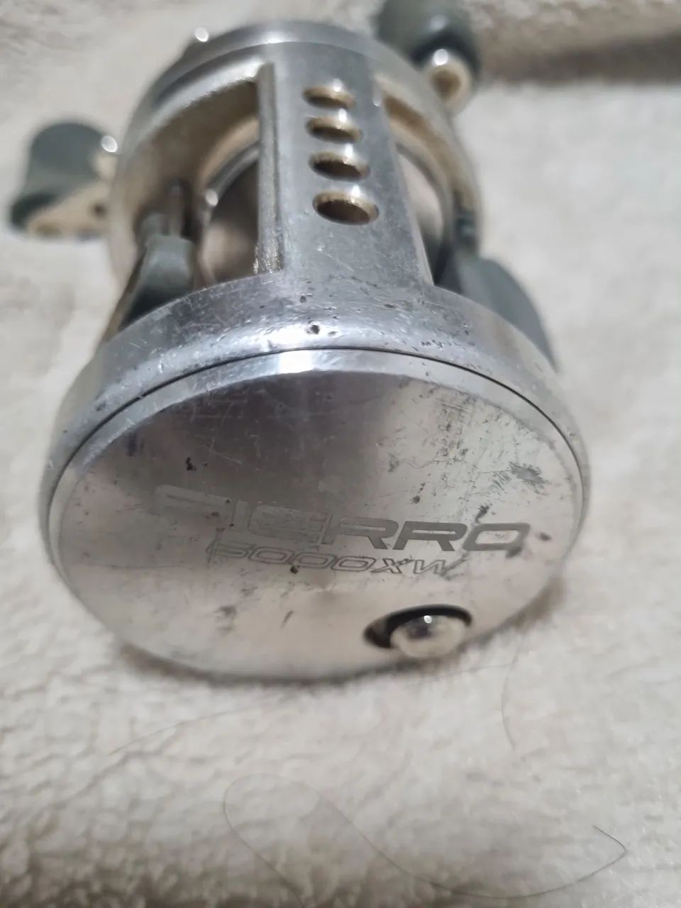 Carretilha de Pesca fierro 6000