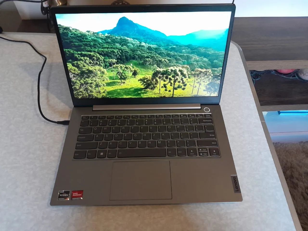 Notebook Lenovo - Tela 14' AMD Ryzen