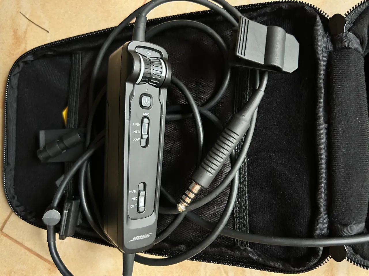 Fone Bose A30 U174 - Foto 2