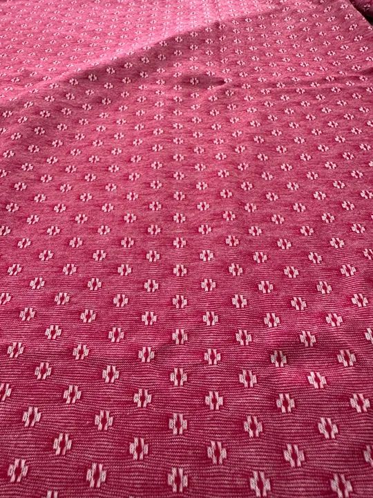 Indus- Camiseta Pink com estampas- Tamanho P - Foto 4