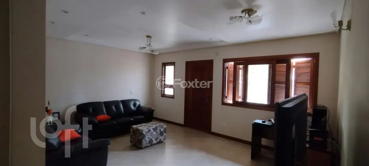 Casa à venda Rua Cezimbra Jaques, Medianeira - Porto Alegre