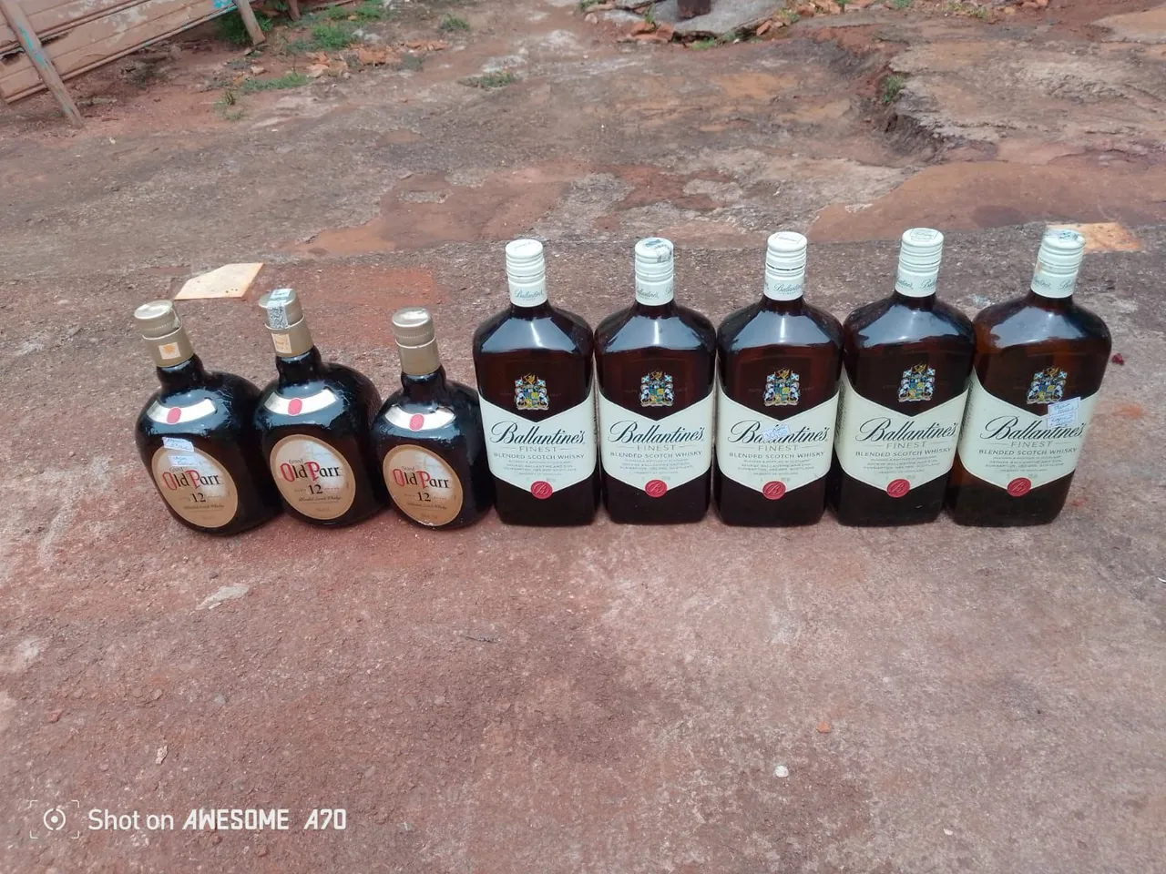 Garrafas de whisky vazio para colecionador ou para enfeite