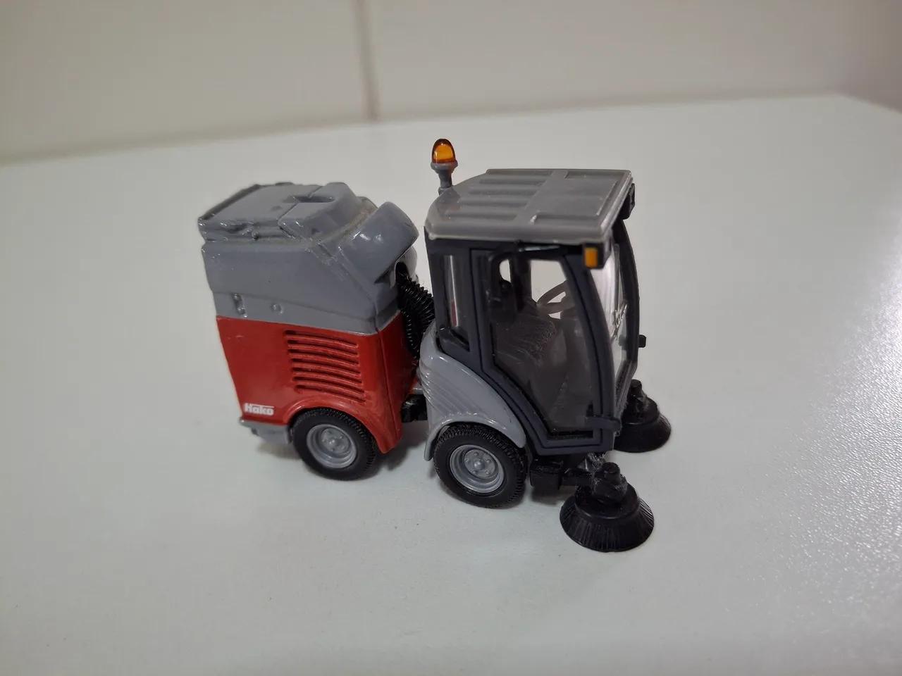 Miniatura Hako Citymaster - varredor de rua