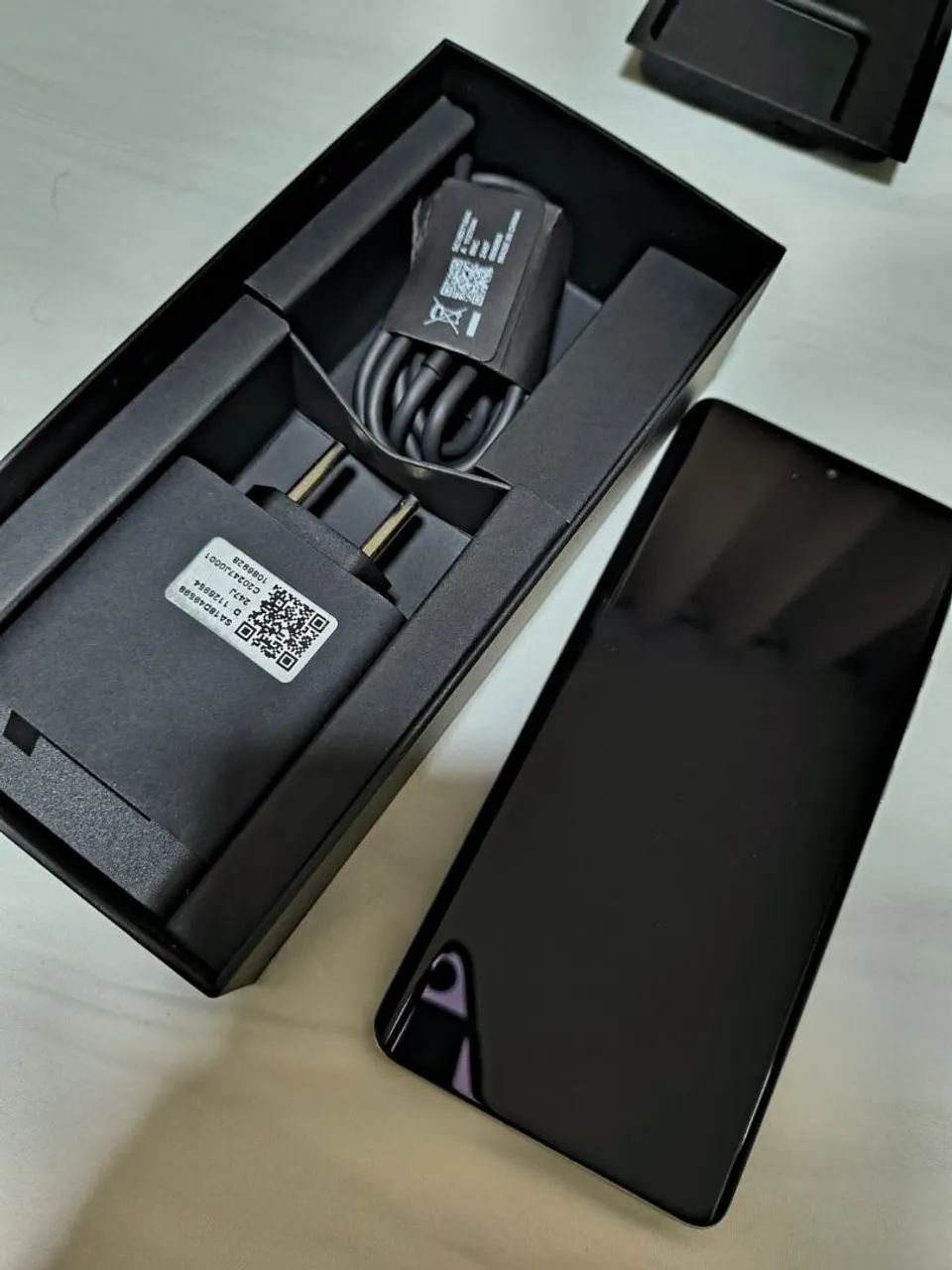 MOTOROLA EDGE 50 ULTRA 12+12GB RAM 5G - Foto 3
