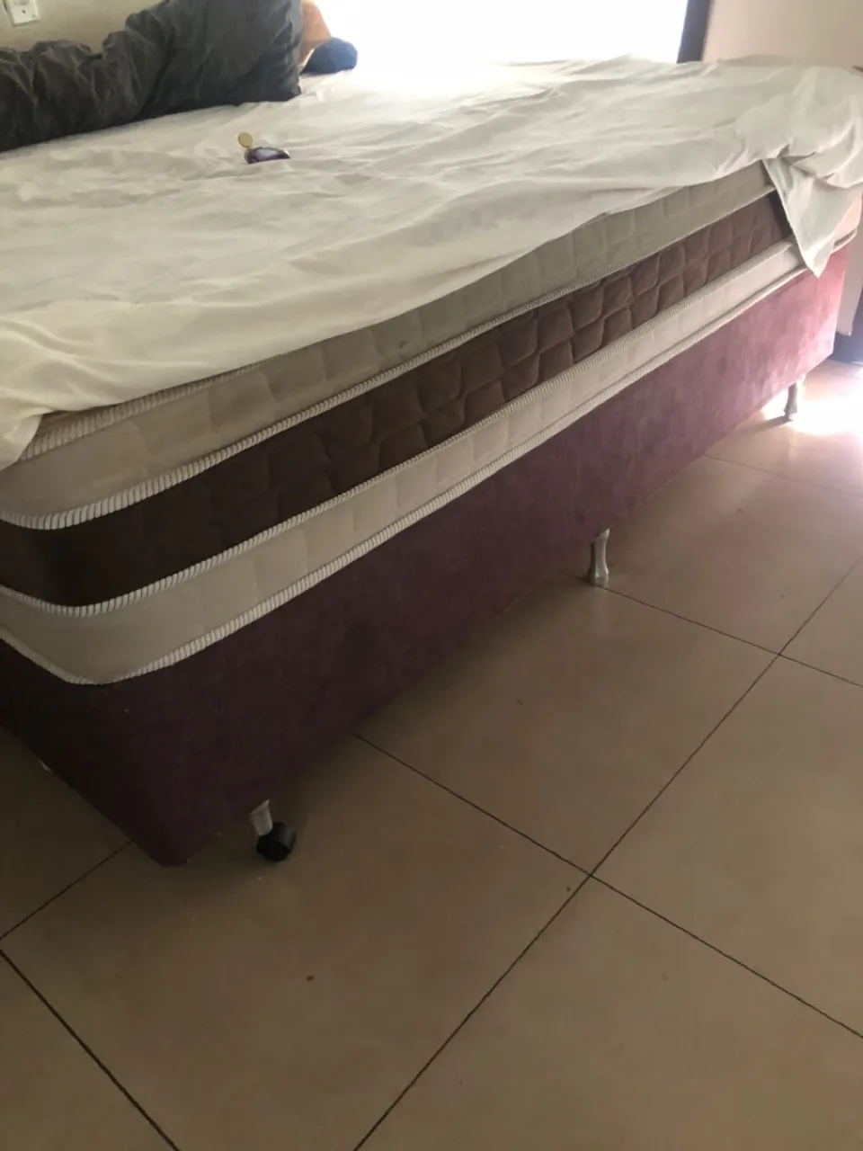 Cama Box Casal Queen molas ensacadas