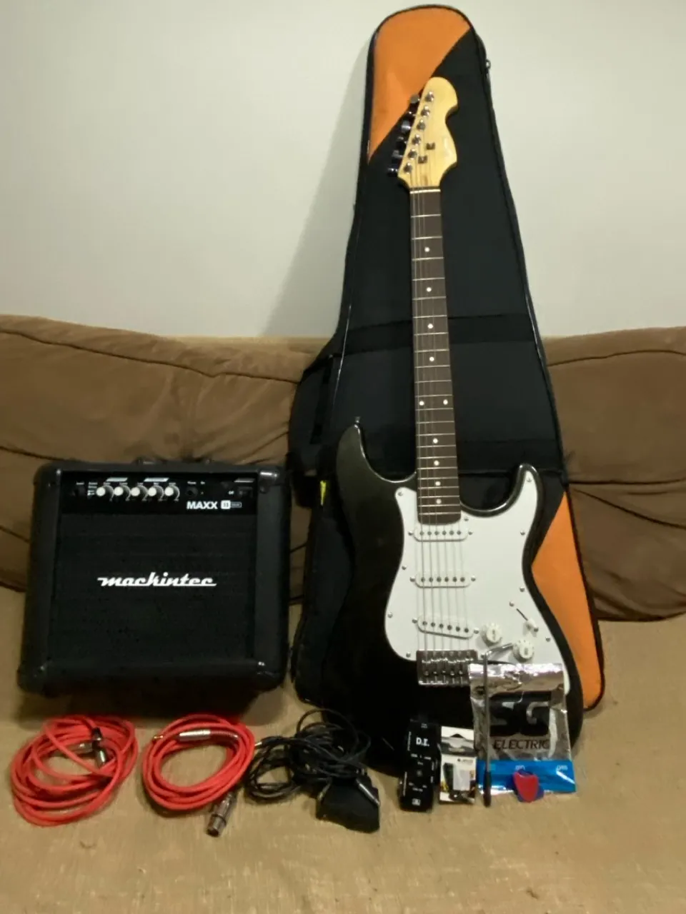GUITARRA - KIT COMPLETO. Pra vender logo