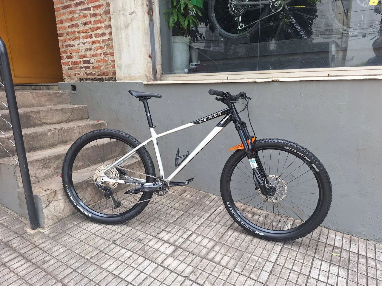 Hardcore Comp muito nova