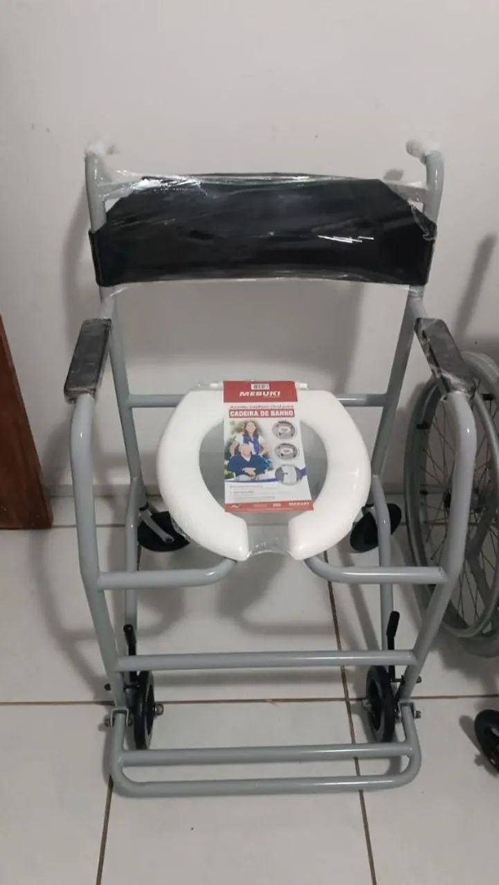 Cadeira de Banho reformada 