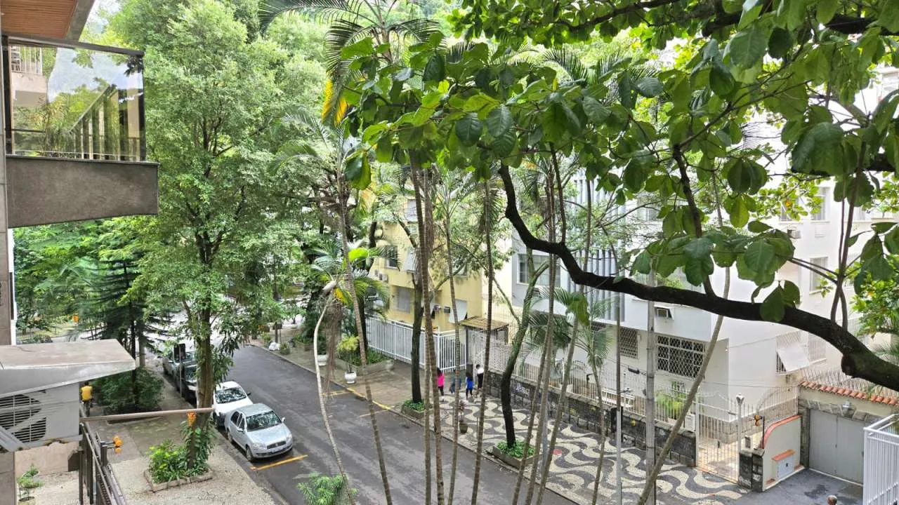 Apartamento à venda Rua Farme de Amoedo, Ipanema, Zona Sul,Rio de Janeiro - R$ 1.800.000