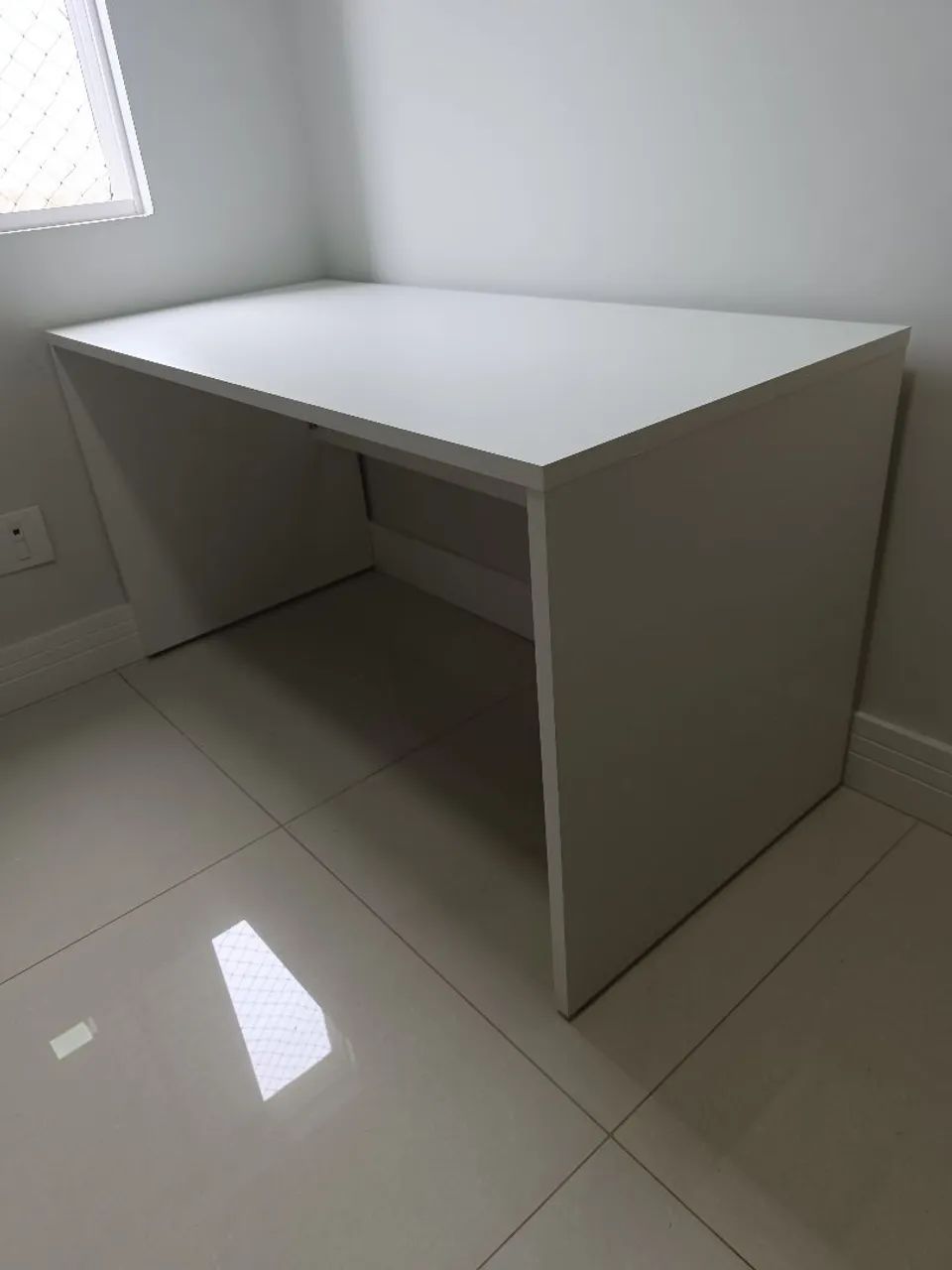 Escrivaninha MDF 25mm Nova 1.50m x 70cm x 80cm Alt  - Foto 2