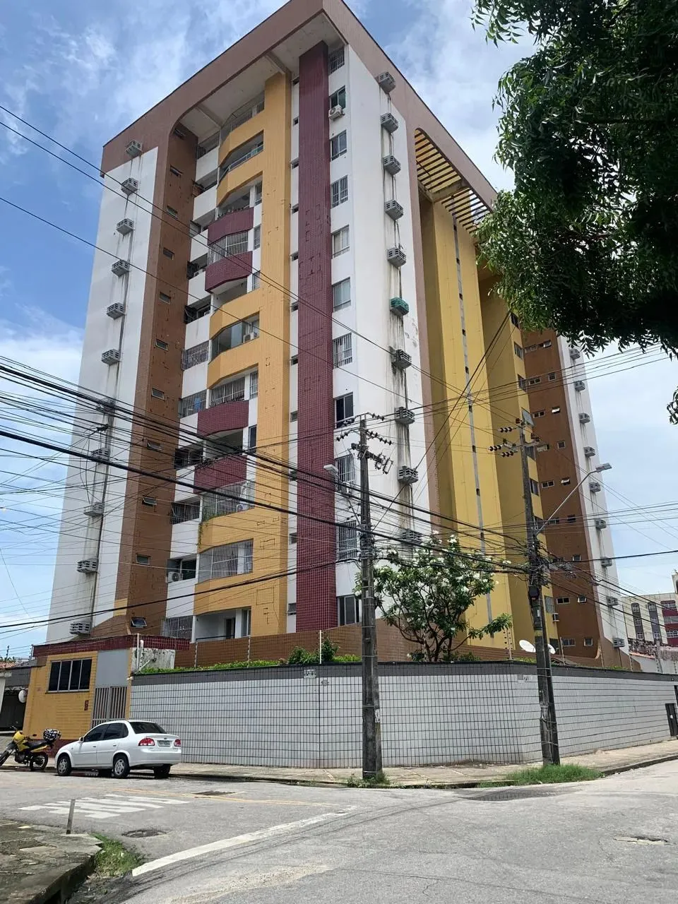 Imóvel para aluguel tem 90 metros quadrados com 2 quartos em Fátima - Fortaleza - CE