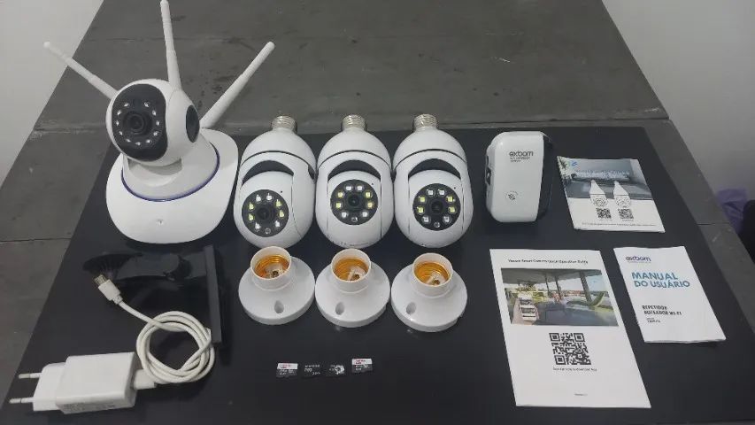 Câmeras de Segurança Wifi - Kit com 4 + Repetidor