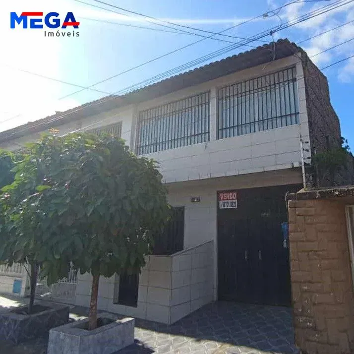 Casa com 4 quartos no Bairro Aerolândia - Fortaleza, CE