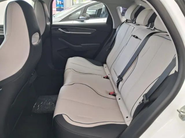 BYD King GS Híbrido Plug-in: Eletricidade + Gasolina 0 km  2025 (2 1) 9 6 4 15 - 4 5 6 0 - Foto 5