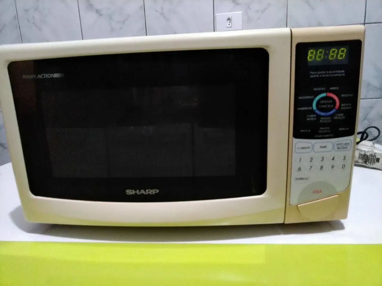Micro-ondas sharp 110v