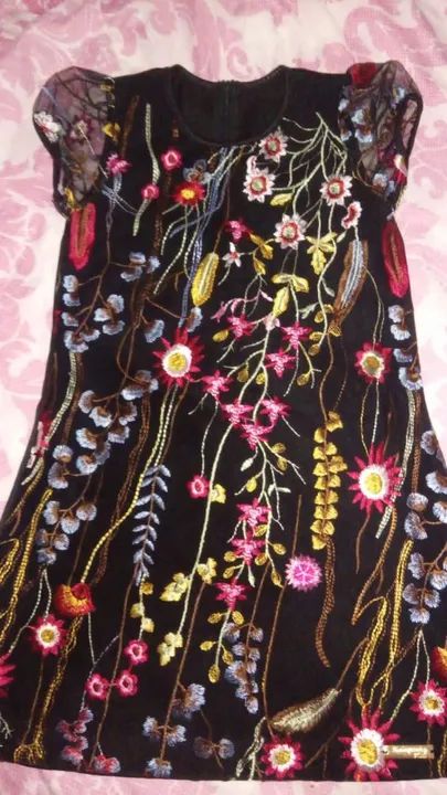 Vestido Infantil Floral Bordado