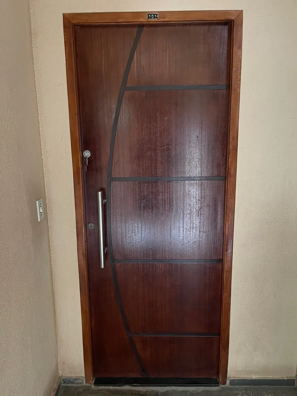APARTAMENTO SANTA LUZIA NO PRIMEIRO ANDAR