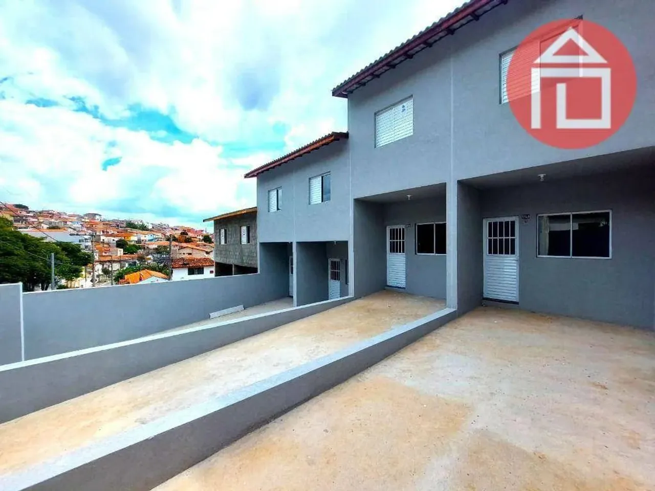 Casa com 2 dormitórios à venda, 72 m² por R$ 365.000,00 - Vila Aparecida - Bragança Paulis