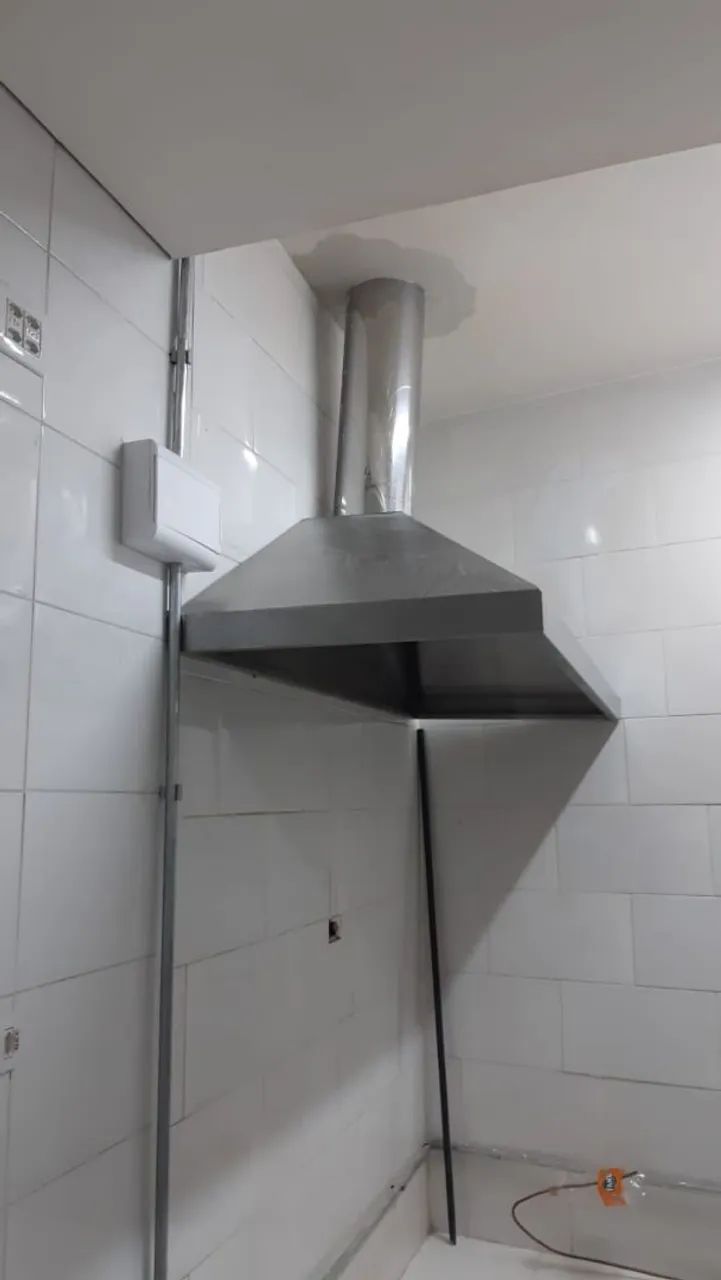 Coifa de Parede para Cozinha em Inox 1,90 X 0,80 seminova com motor e duto  - Foto 2