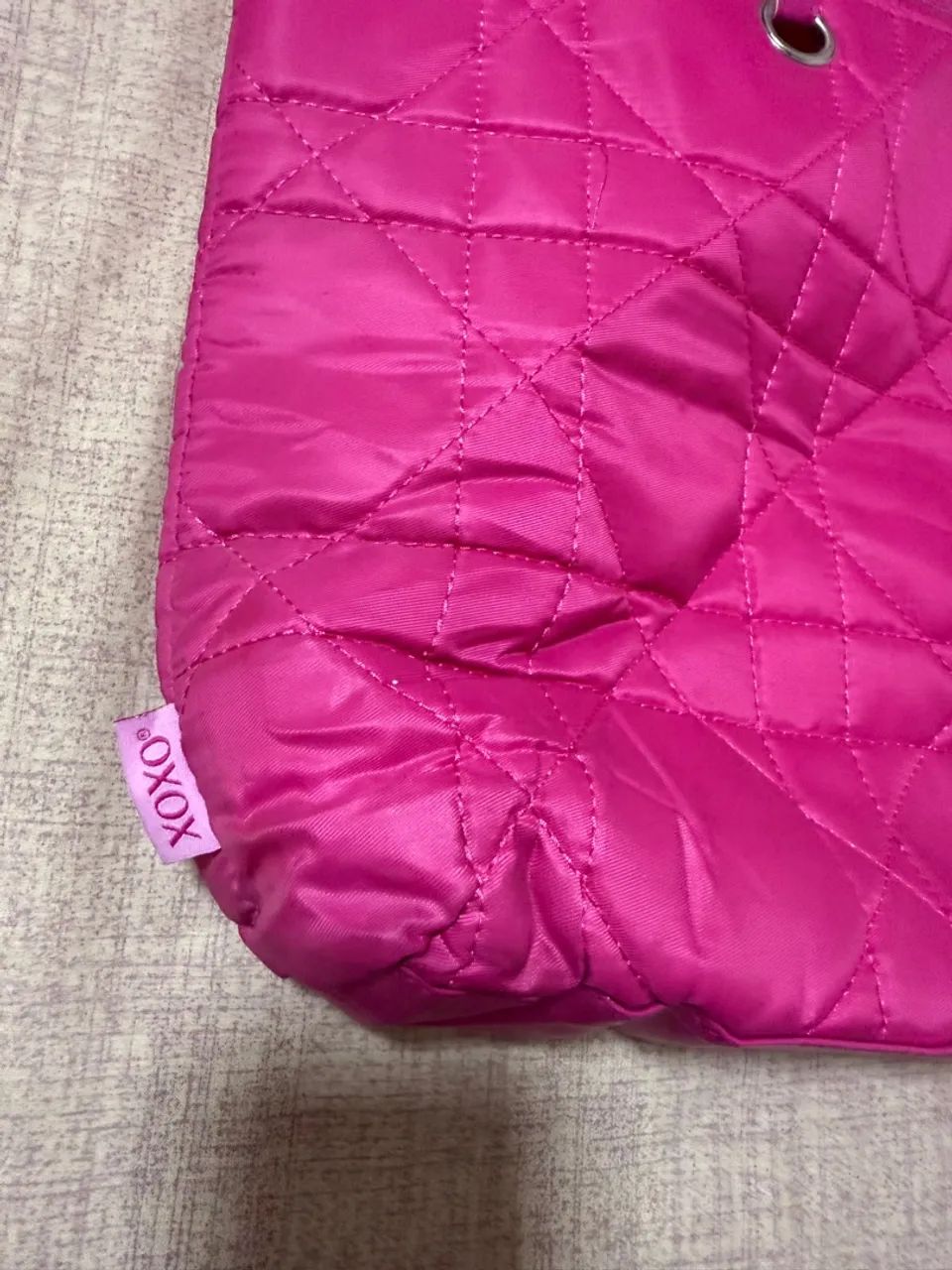 Bolsa de ombro acolchoada rosa vibrante - Foto 4