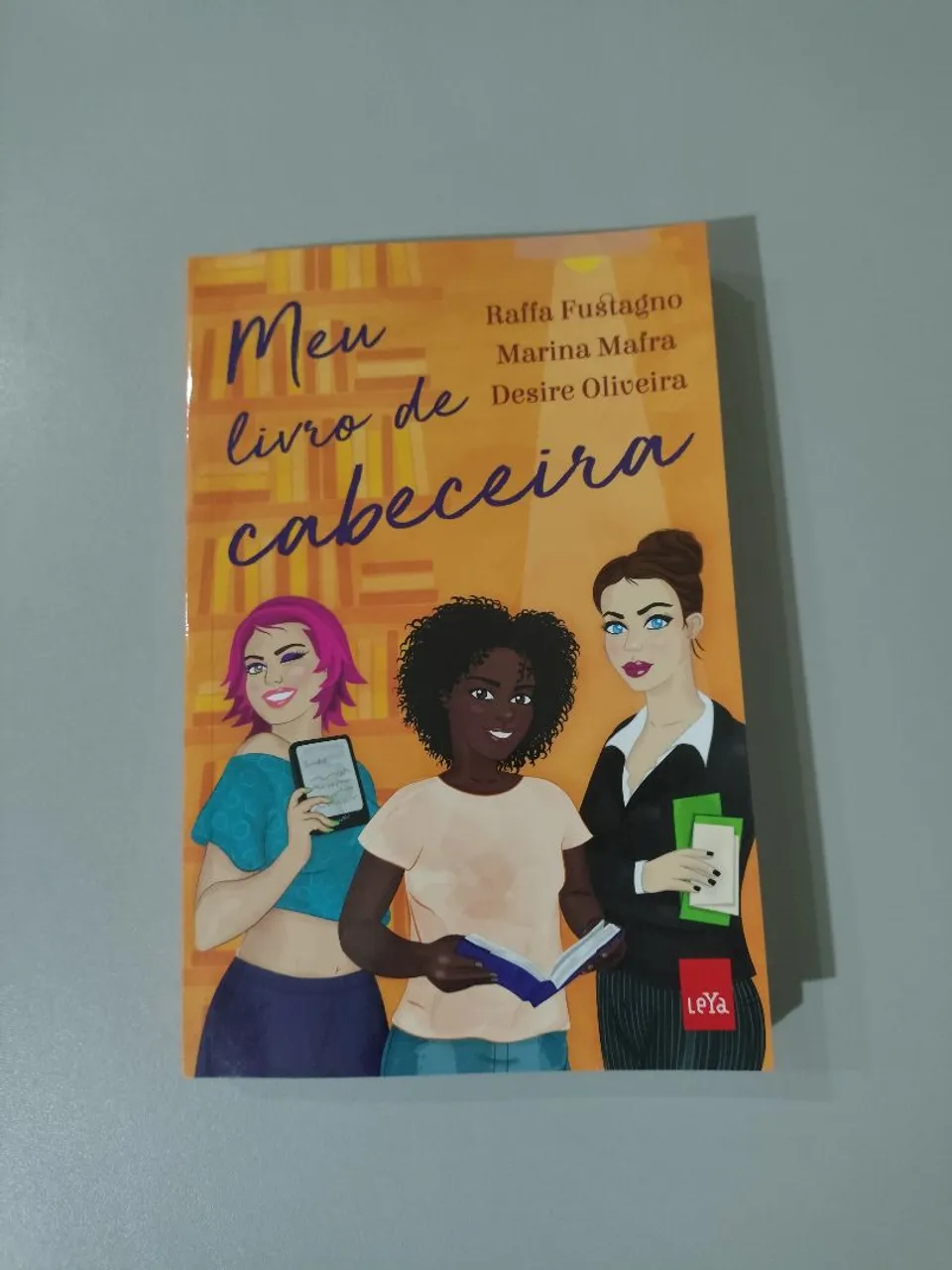Meu Livro de Cabeceira - Rafaela Fustagno, Marina Mafra e Desire Oliveira