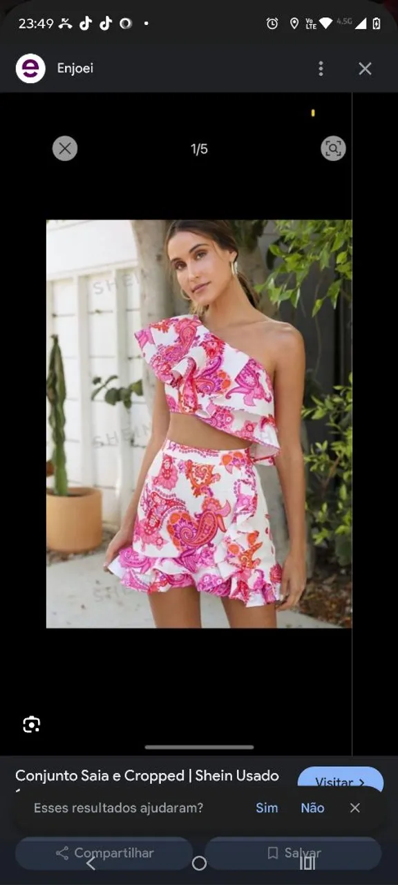 Conjunto Saia e Cropped Floral Shein