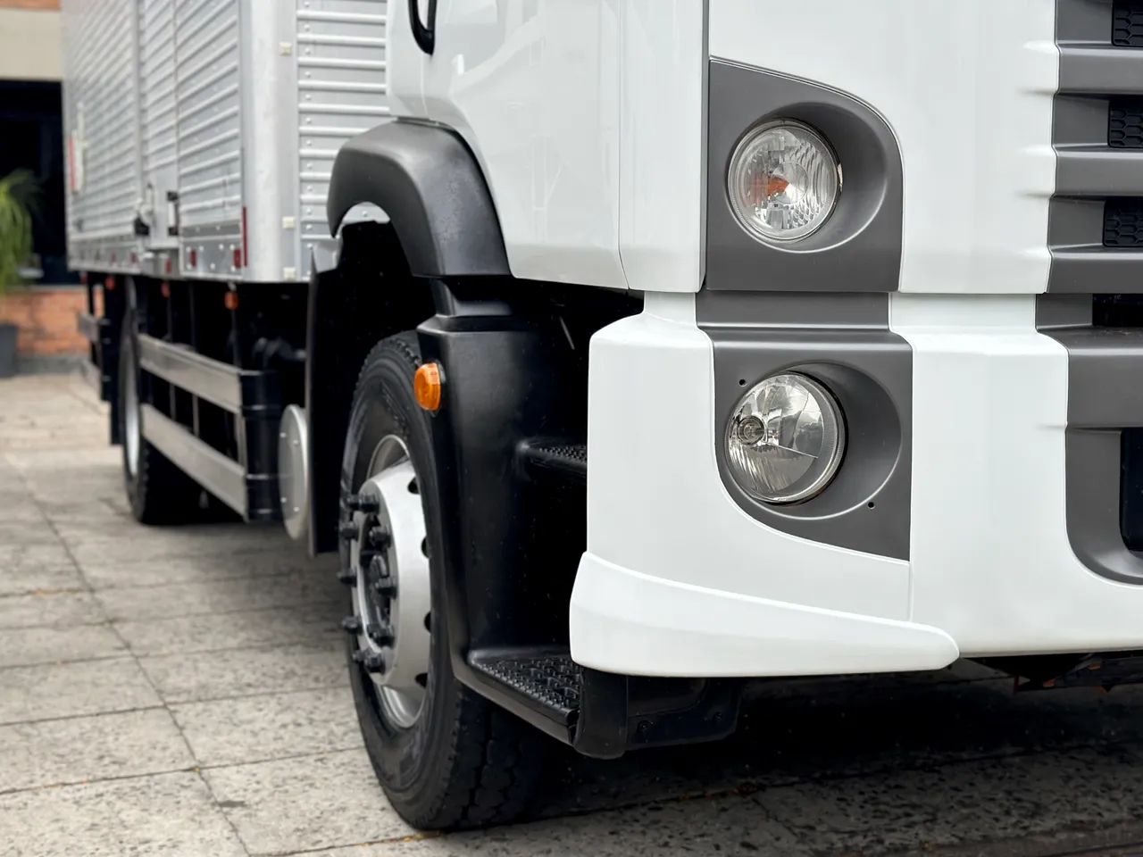 Vw 17-190 Robust Ano 2022 Baú 4x2 Único Dono  - Foto 3