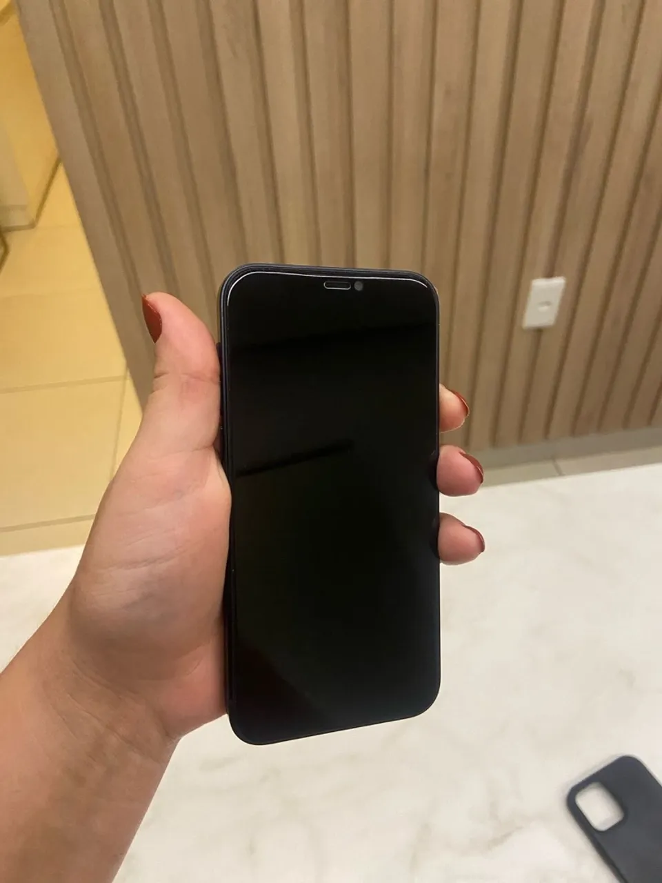 IPHONE 12