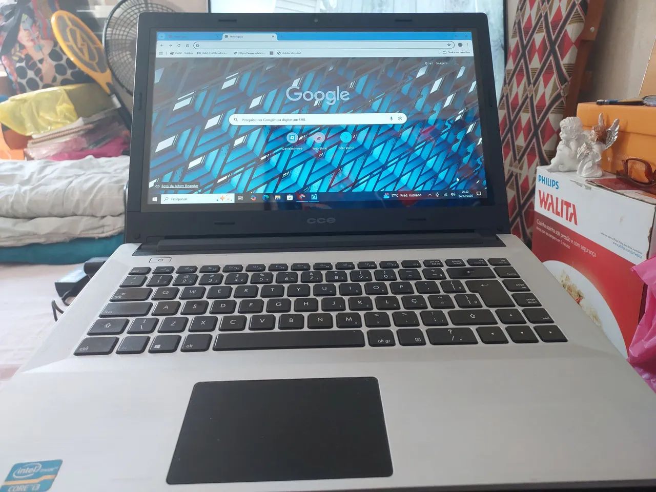 Note ultrafino 14 pol 12g ram core I3 1.8ghz ZERADO FUNCIONA TUDO OK.