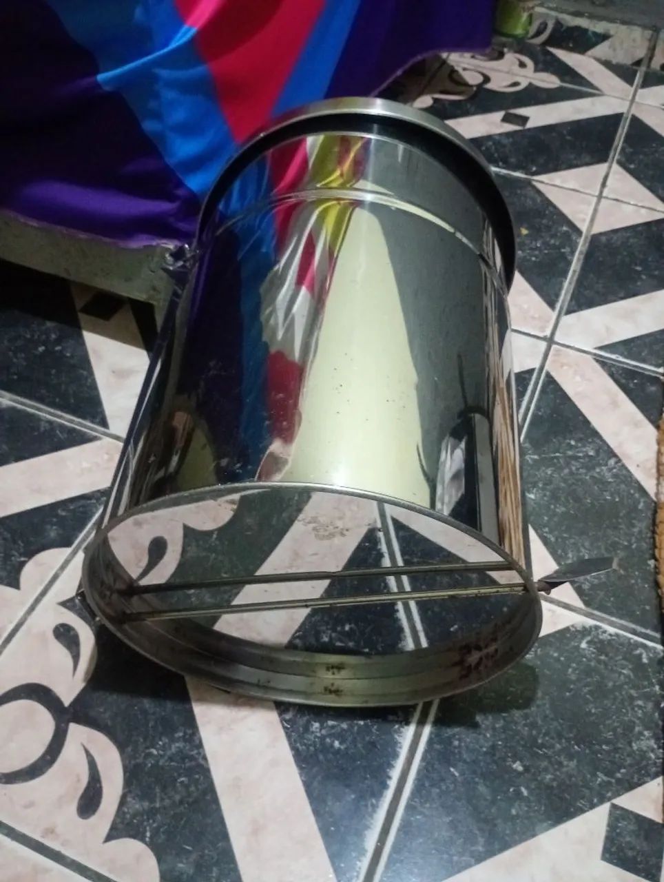 Vendo lixeira aço inox