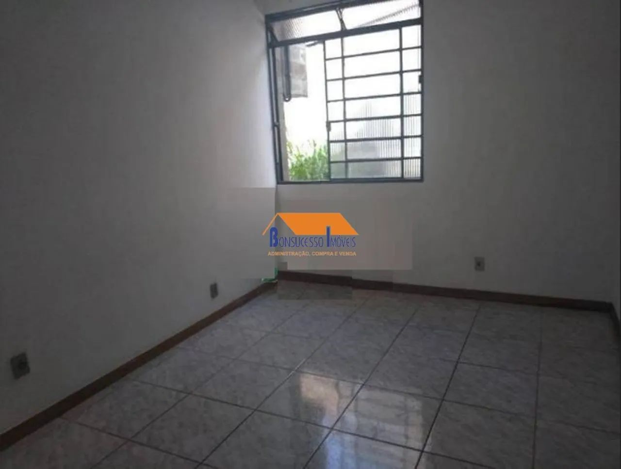 Casa Geminada de 5 quartos no bairro Cachoeirinha - Foto 5