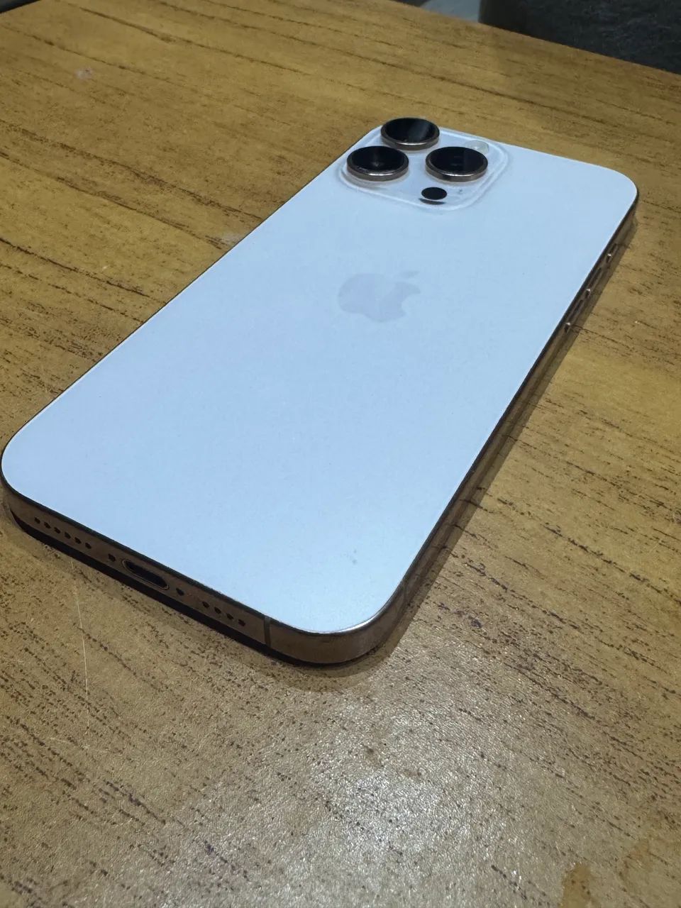 iPhone 16 pro Max 256 - Foto 3