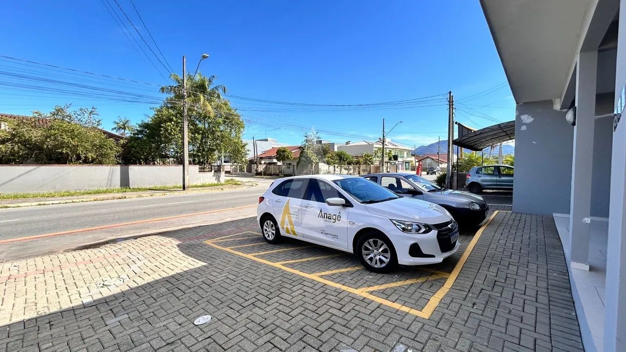 LOJA COMERCIAL COM 76,M² COM AMPLO ESTACIONAMENTO, LAVABOS NO BAIRRO VILA NOVA. - Foto 4