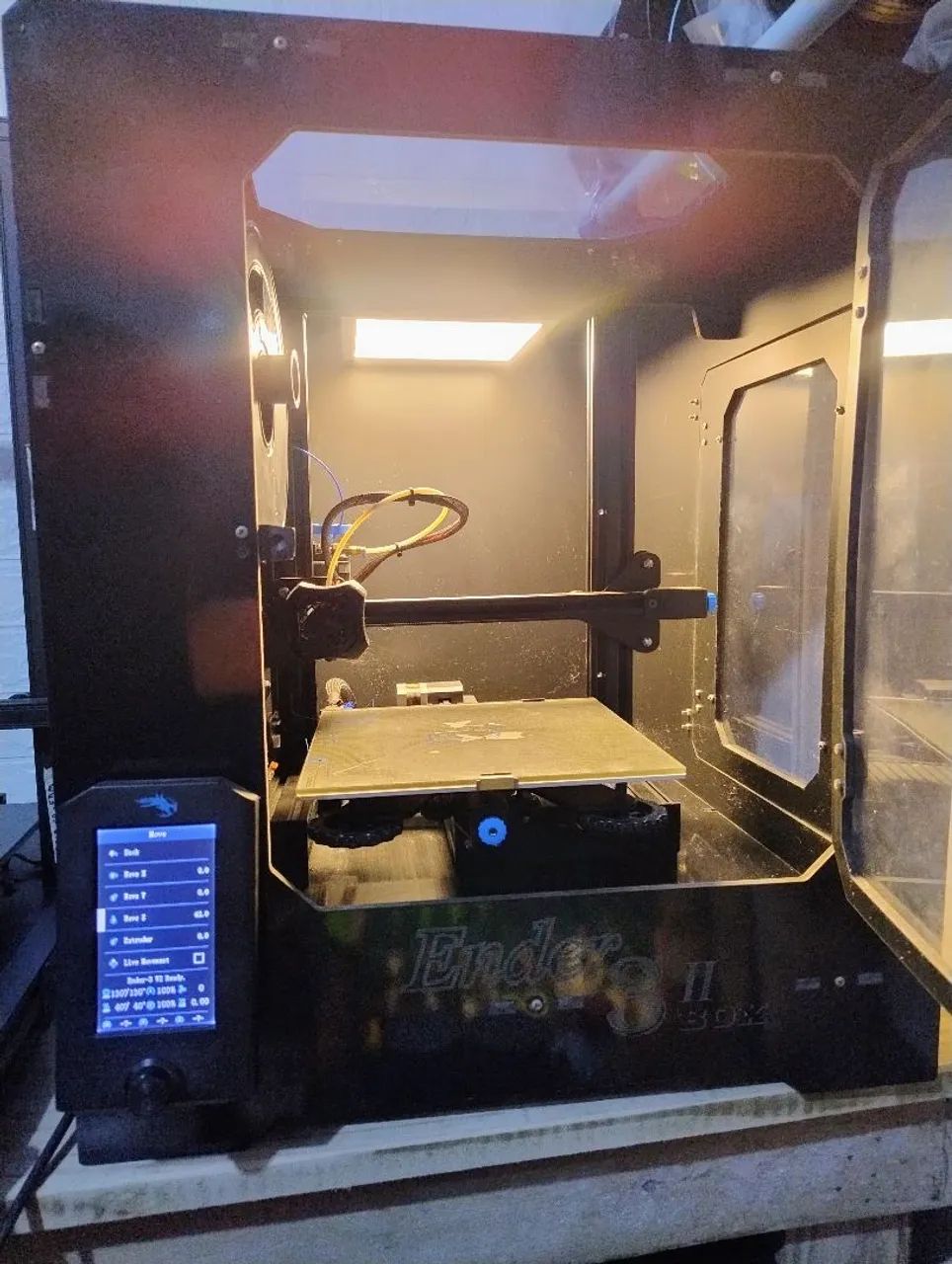 Impressora 3D Creality Ender 3 V2 com cabine fechada (enclosure). - Foto 2