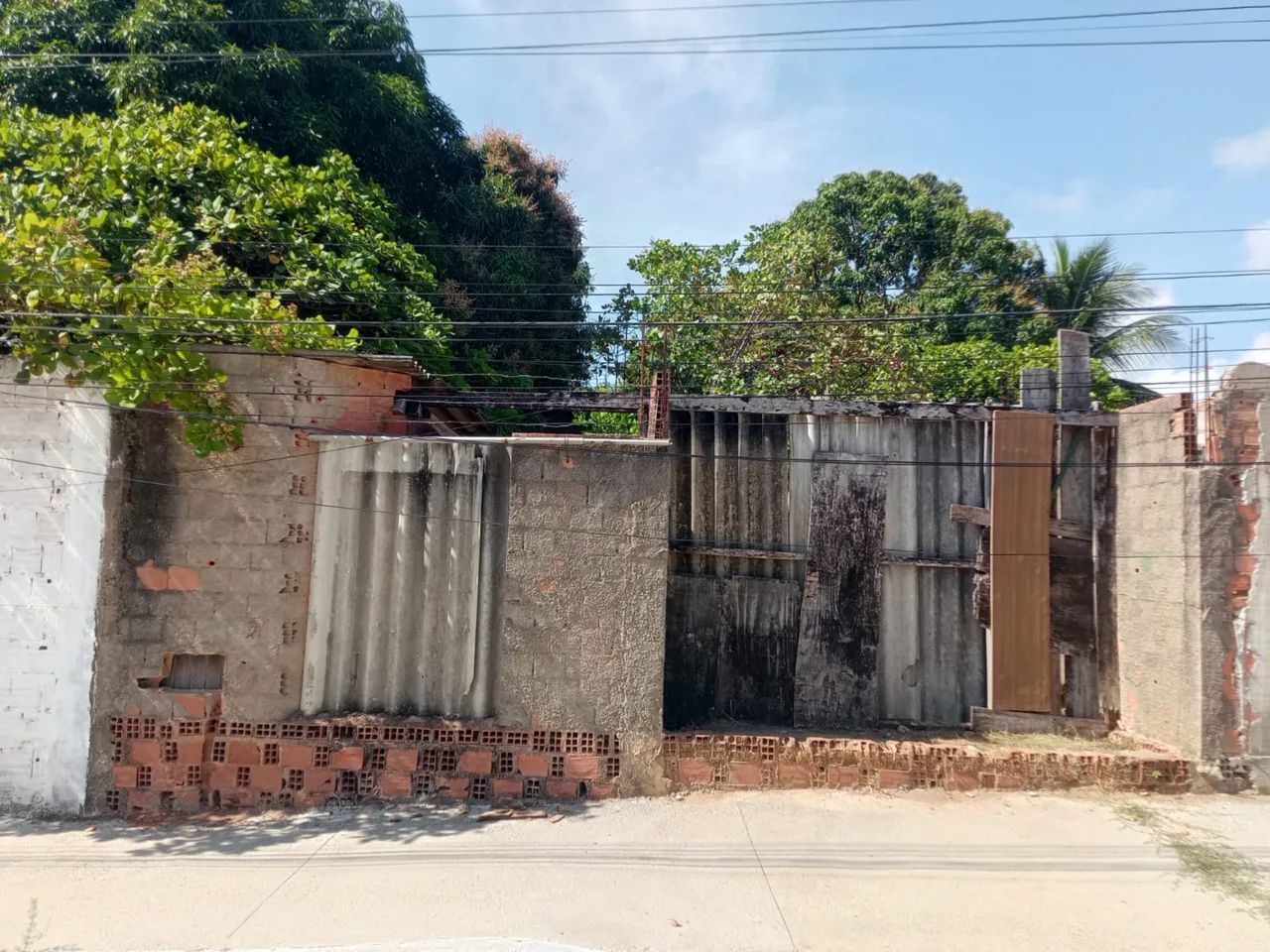 Terreno uma parte já está construída 