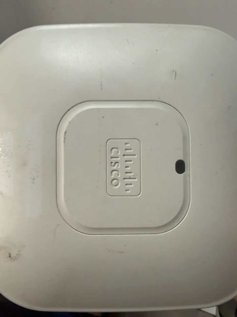 Access Point Cisco modelo AIR-SAP2602I-T-K9
