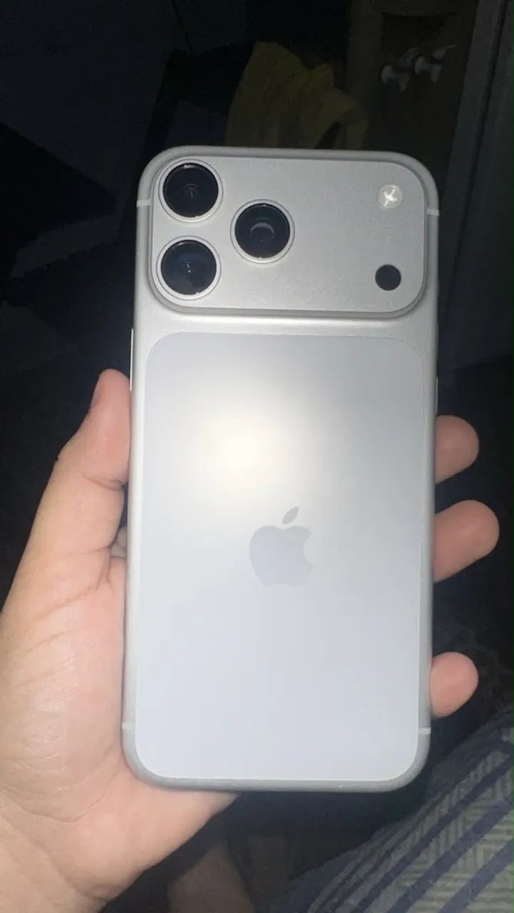 Vendo iPhone 17 pro Max 