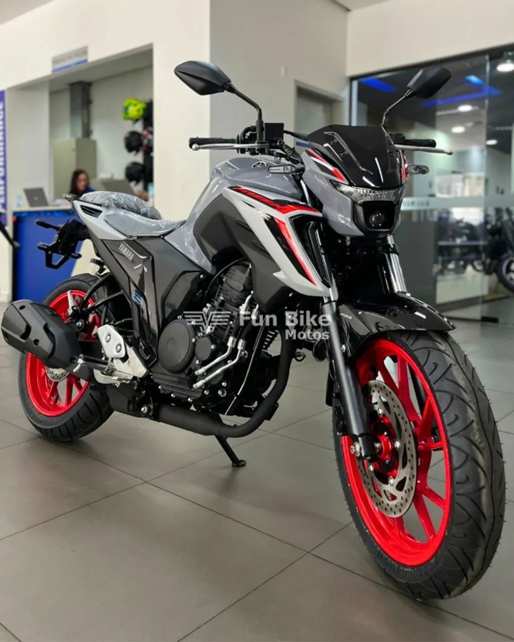 FZ25 QUEIMA DE ESTOQUE+ BRINDE! - Foto 3