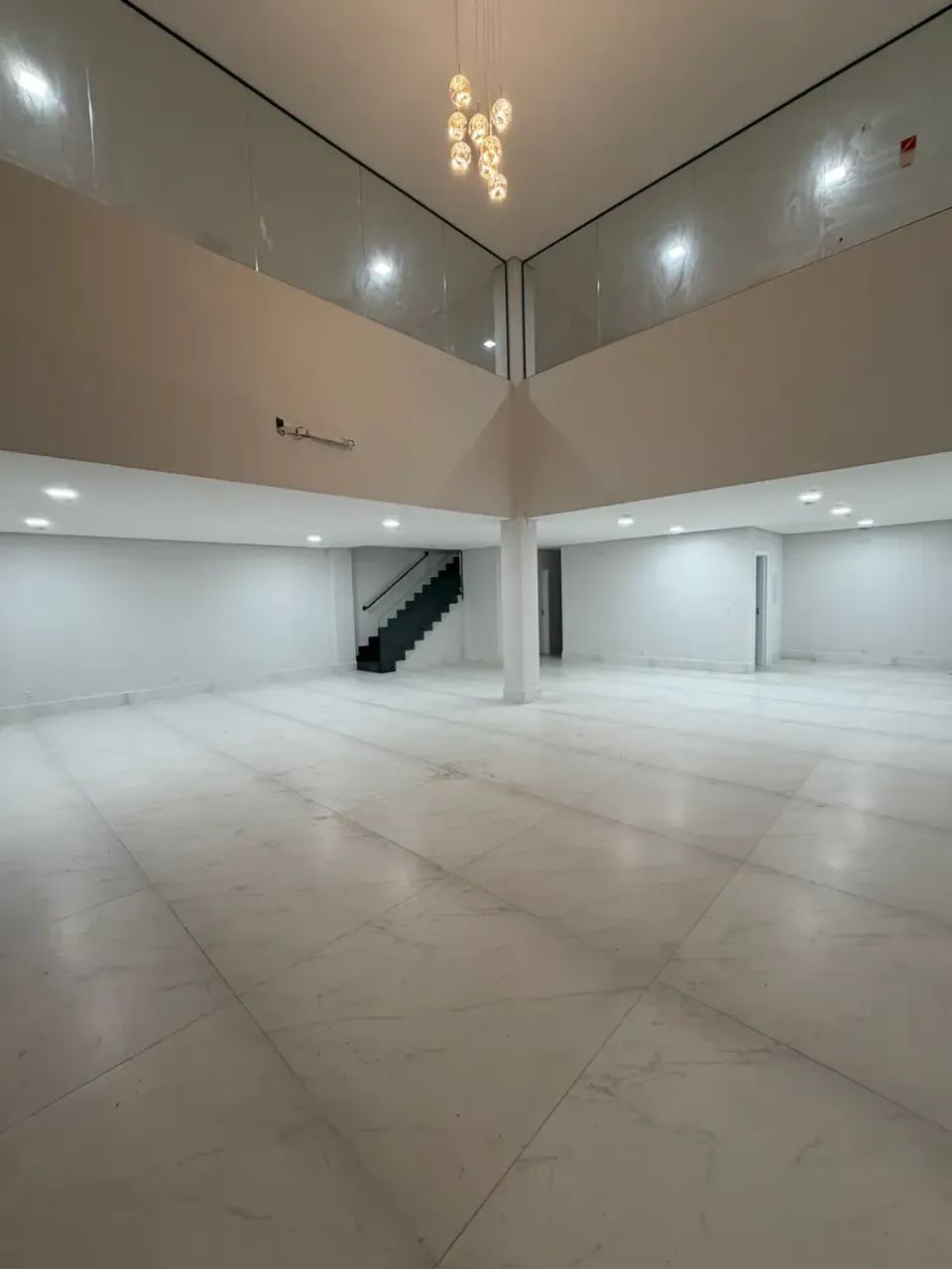 Prédio/Edifício inteiro para aluguel com 350 metros quadrados em Paiaguás - Cuiabá - Mato  - Foto 2