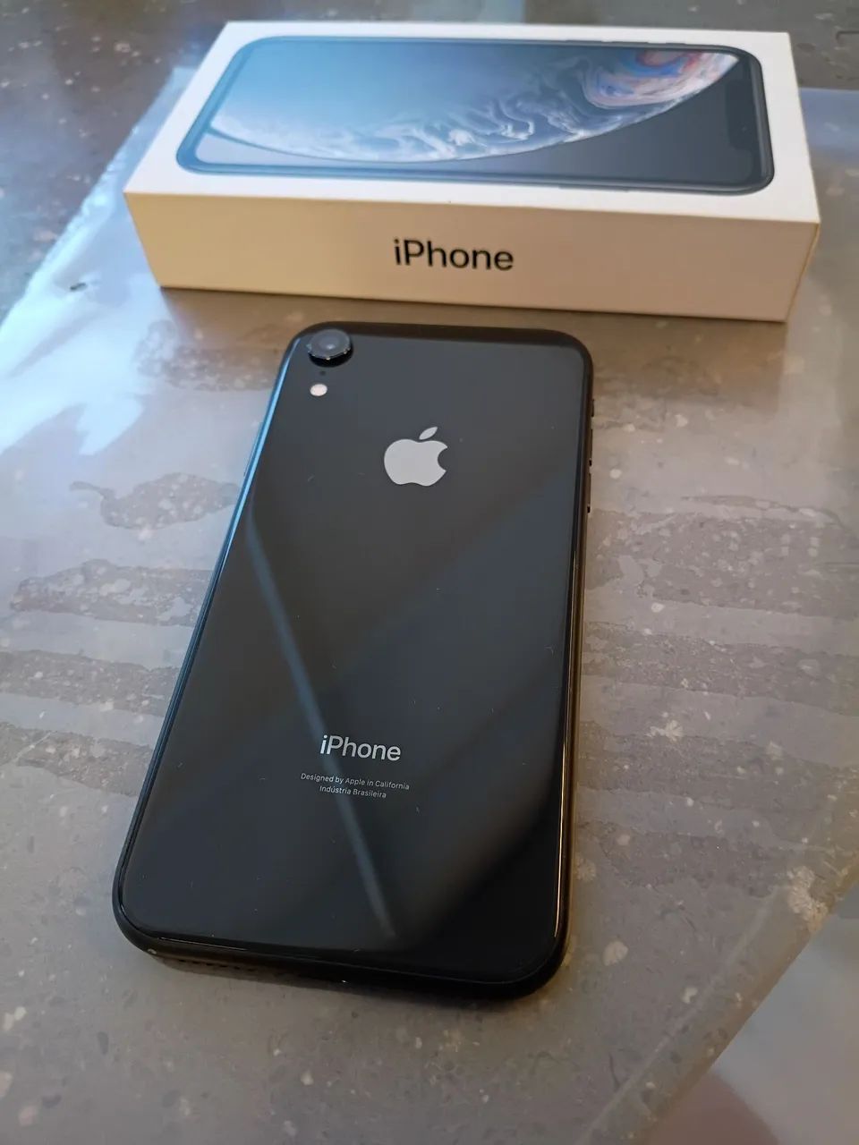 iPhone XR 64gb