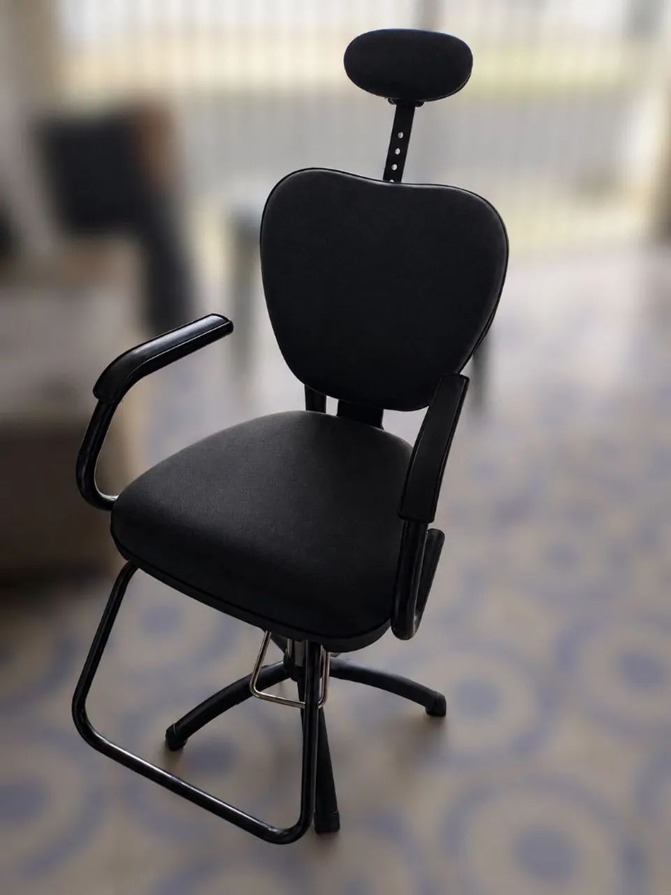 Cadeira Para Barbearia/ Tem conversar no Valor 