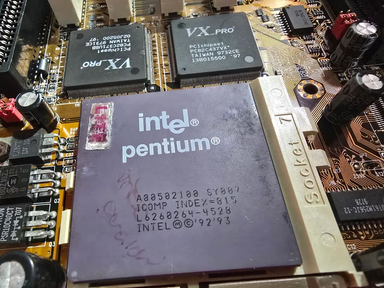 Kit Pentium 100 / 16MB / VGA / SB128